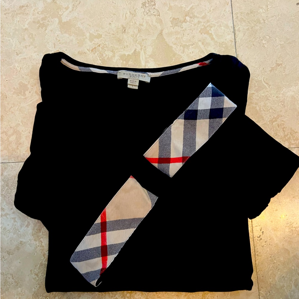 Burberry 3/4 sleeve black shirt